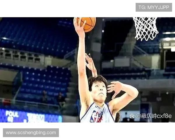 杨瀚森弧顶巧妙策应约基奇式助攻助队友轻松上篮